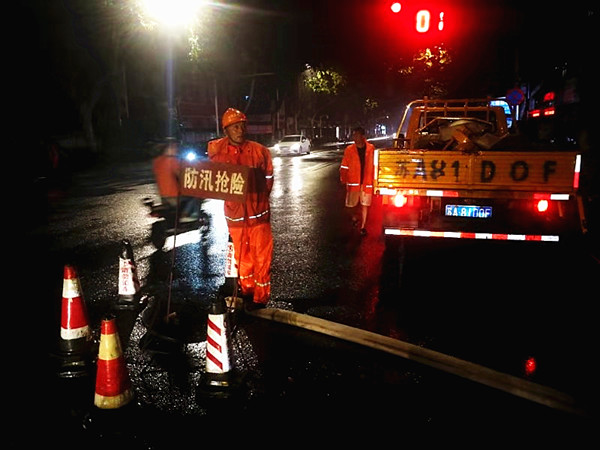 金固搶險救援隊打贏防汛搶險第一戰